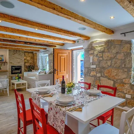 Holiday home Vele Skale Jadranovo
